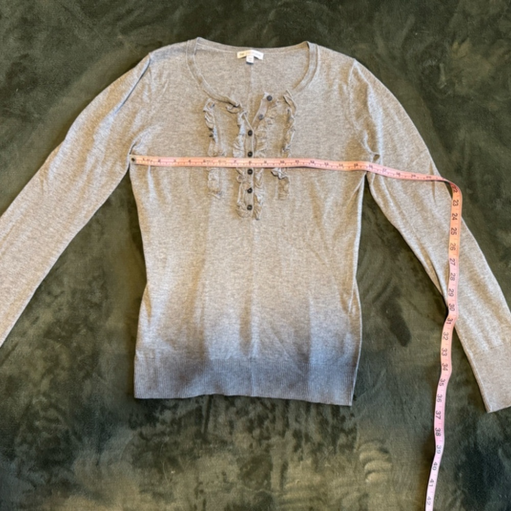 Gap Women's Long Sleeve Super Soft Gray Cashmere Lightweight Sweater Size XS - Picture 2 of 8
